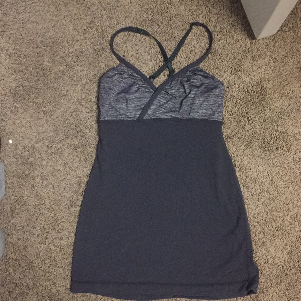 Lululemon top